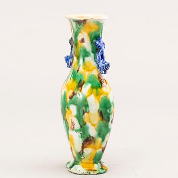 Vas, porslin. Qingdynastin, 1700-tal.