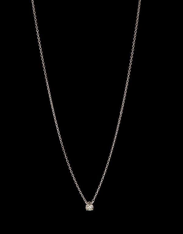 A PENDANT, brilliant cut diamond c. 0.40 ct. c. W/si 14K white gold. Length 41 cm.