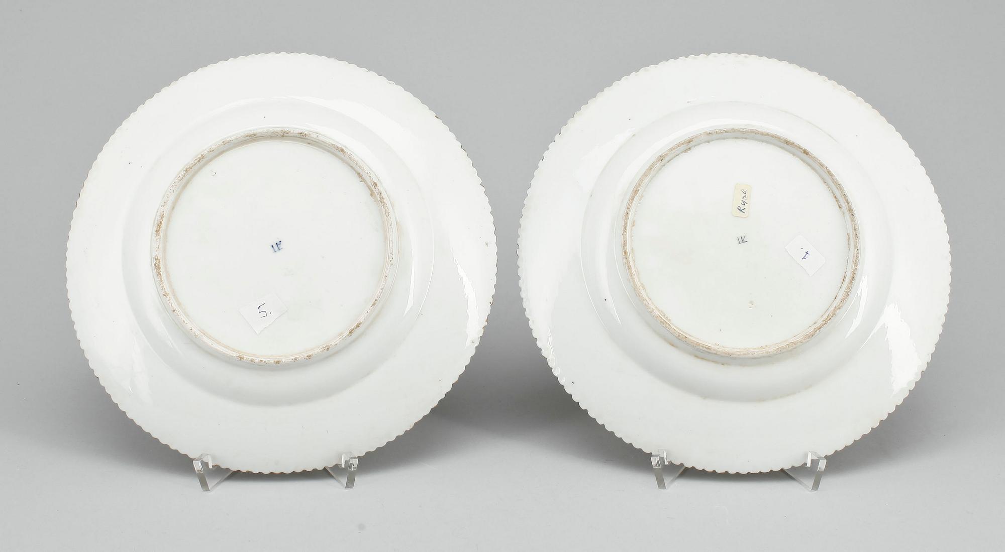 TALLRIKAR, 2 st, porslin, Popov, Empir, Ryssland, 1800-tal.