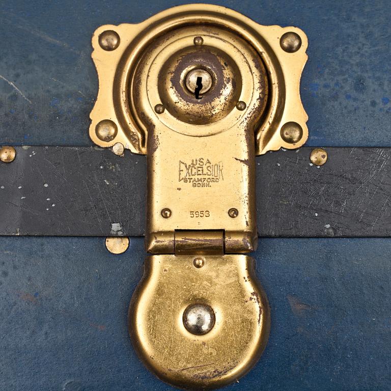 KOFFERT, 1900-talets början.