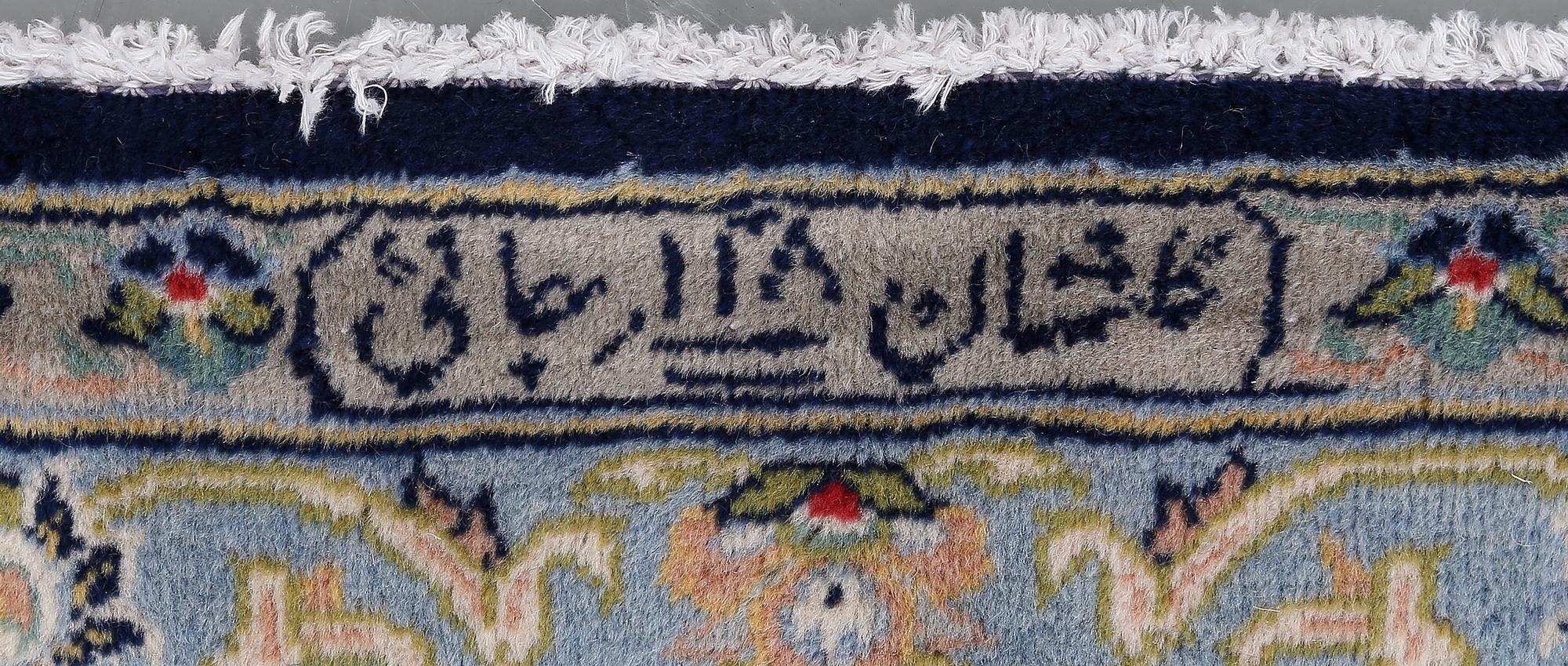 A CARPET, a Kashan, ca 350-354 x 249,5-255,5 cm, signerad Kashan Nr: 148  Rjaei.