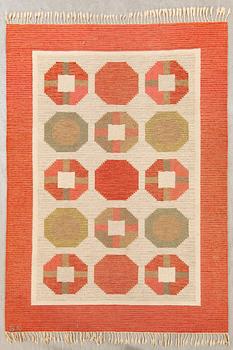 BIRGITTA SÖDERGREN, a signed flat weave carpet ca 240 x 160 cm.