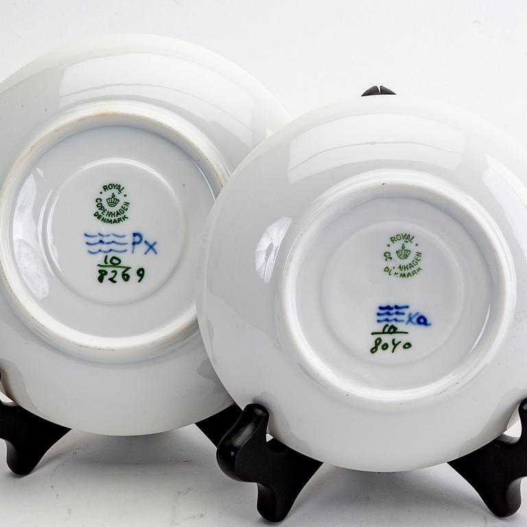 A 63 pcs Blå Blomst service from Royal Copenhagen later part of the 20th century.