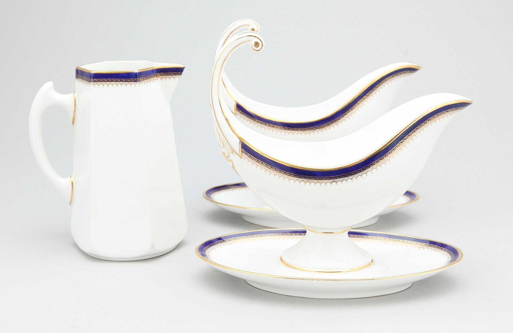 SERVISDELAR, 3 st, flintgods, "Empire", Rörstrand, omkring 1900.