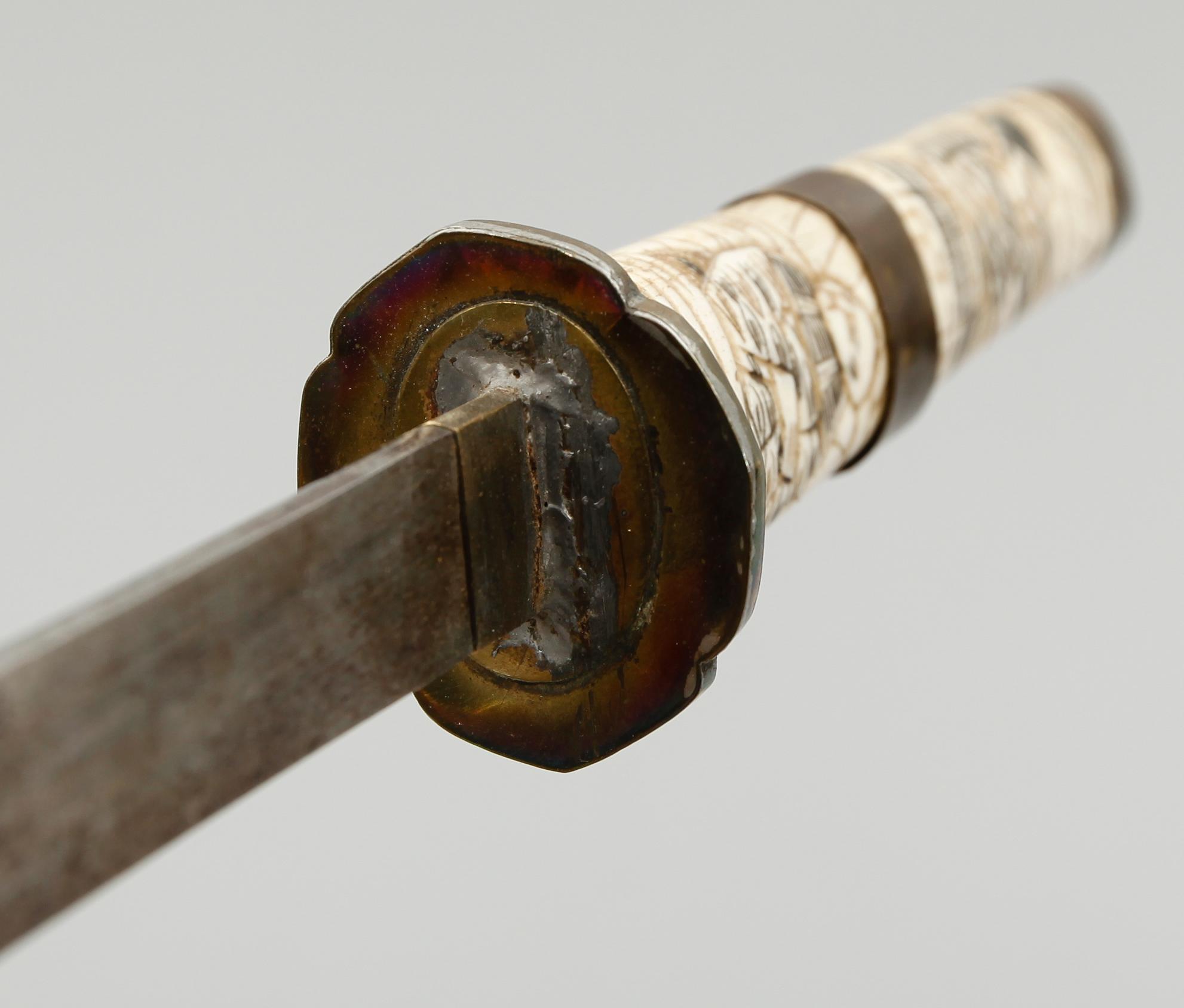 SVÄRD, 2 st, orientaliska, 1800-/1900-tal.