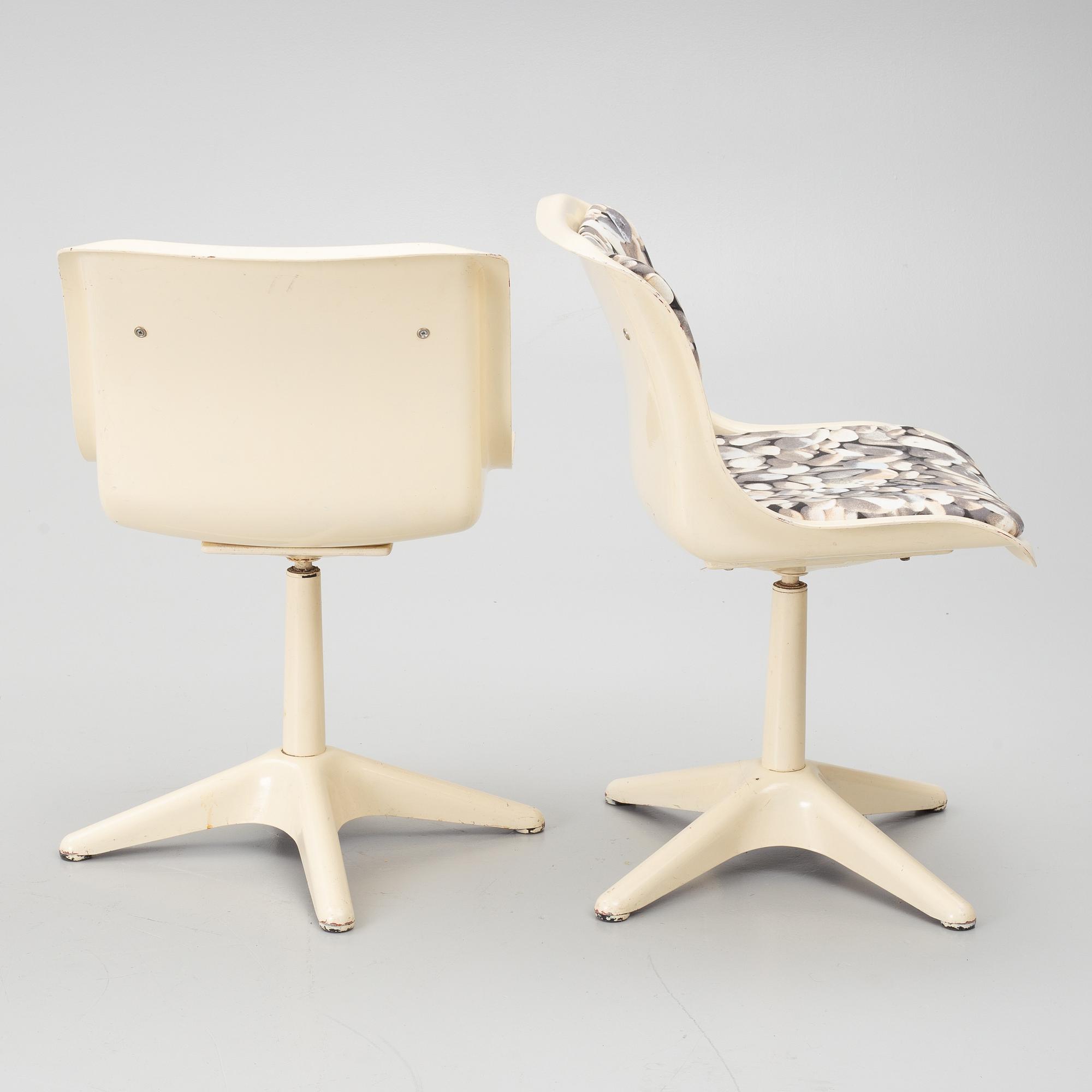 Yrjö Kukkapuro, 4 chairs, model 3415, 1970s.