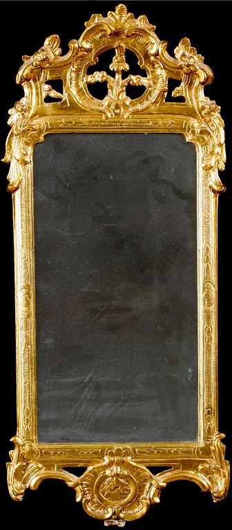 SPEGEL, Nils Meunier (mästare i Stockholm 1754-97), rokoko, otydligt märkt med Stockholm hallstämpel, möjligen 1777.