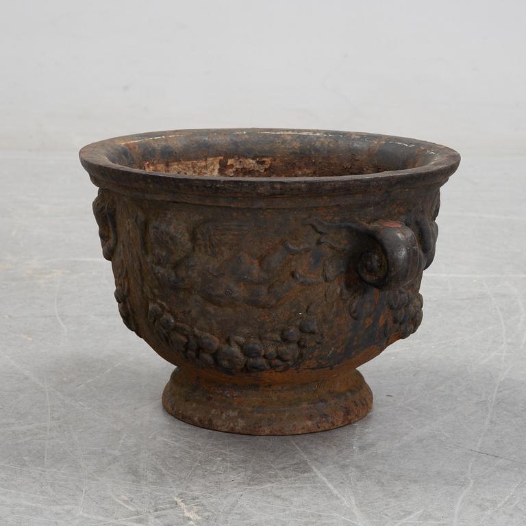 Blomsterurna, Byarums Bruk, gjutjärn, 1900-tal.