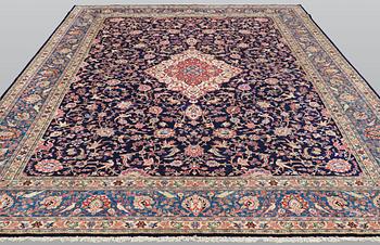 Carpet, Saruk, 417 x 310 cm.