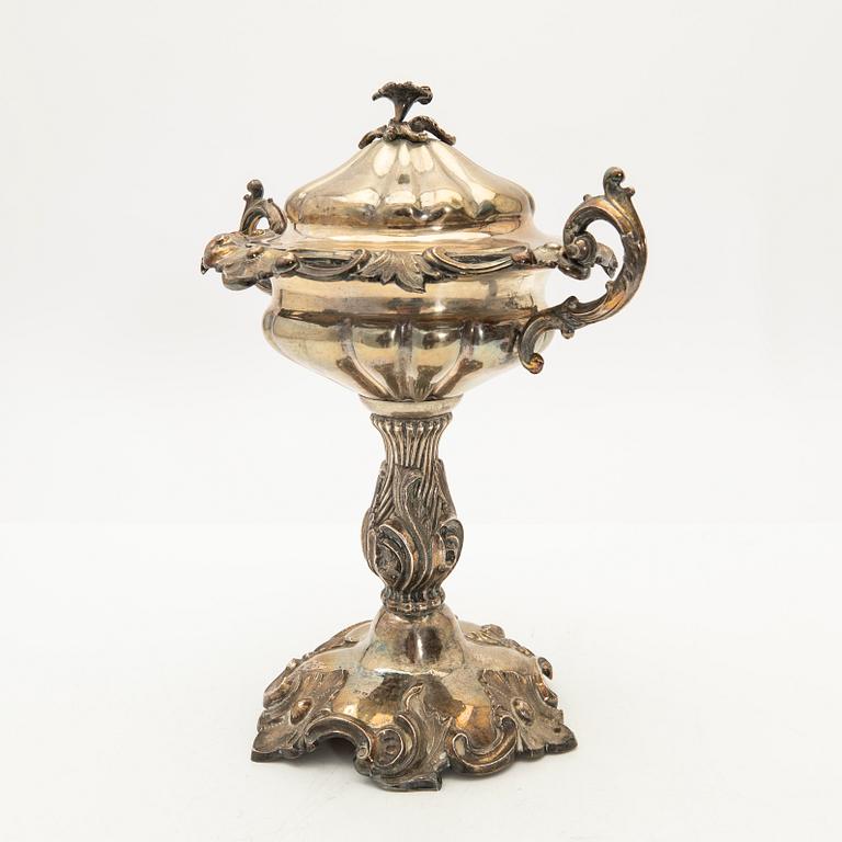 Strösockerskål, silver, Christian Hammer, Stockholm, 1868.