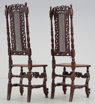 STOLAR, ett par, senbarock, 1700-tal.