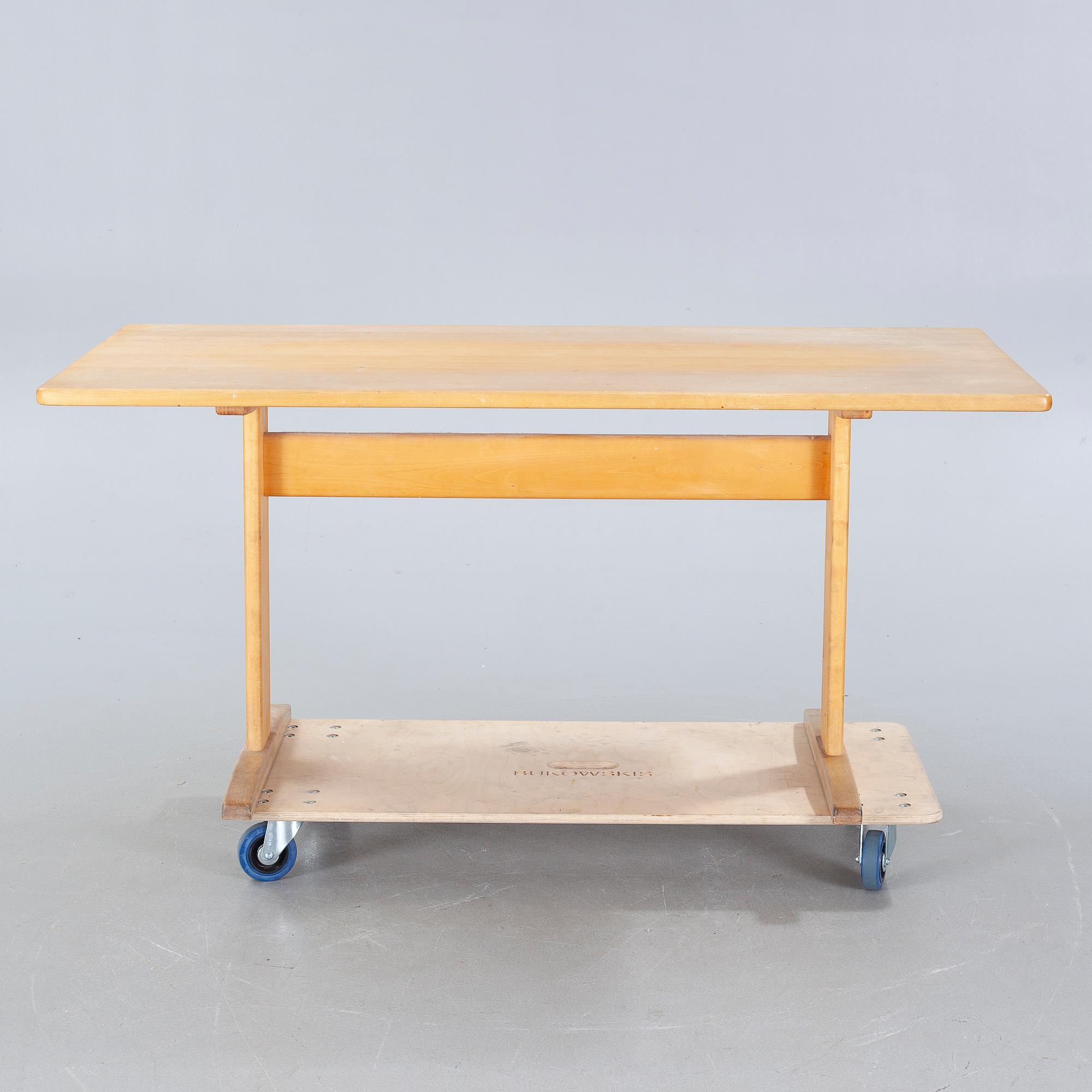 A dinner table, probably by Bodafors from the second half of the 20th century.