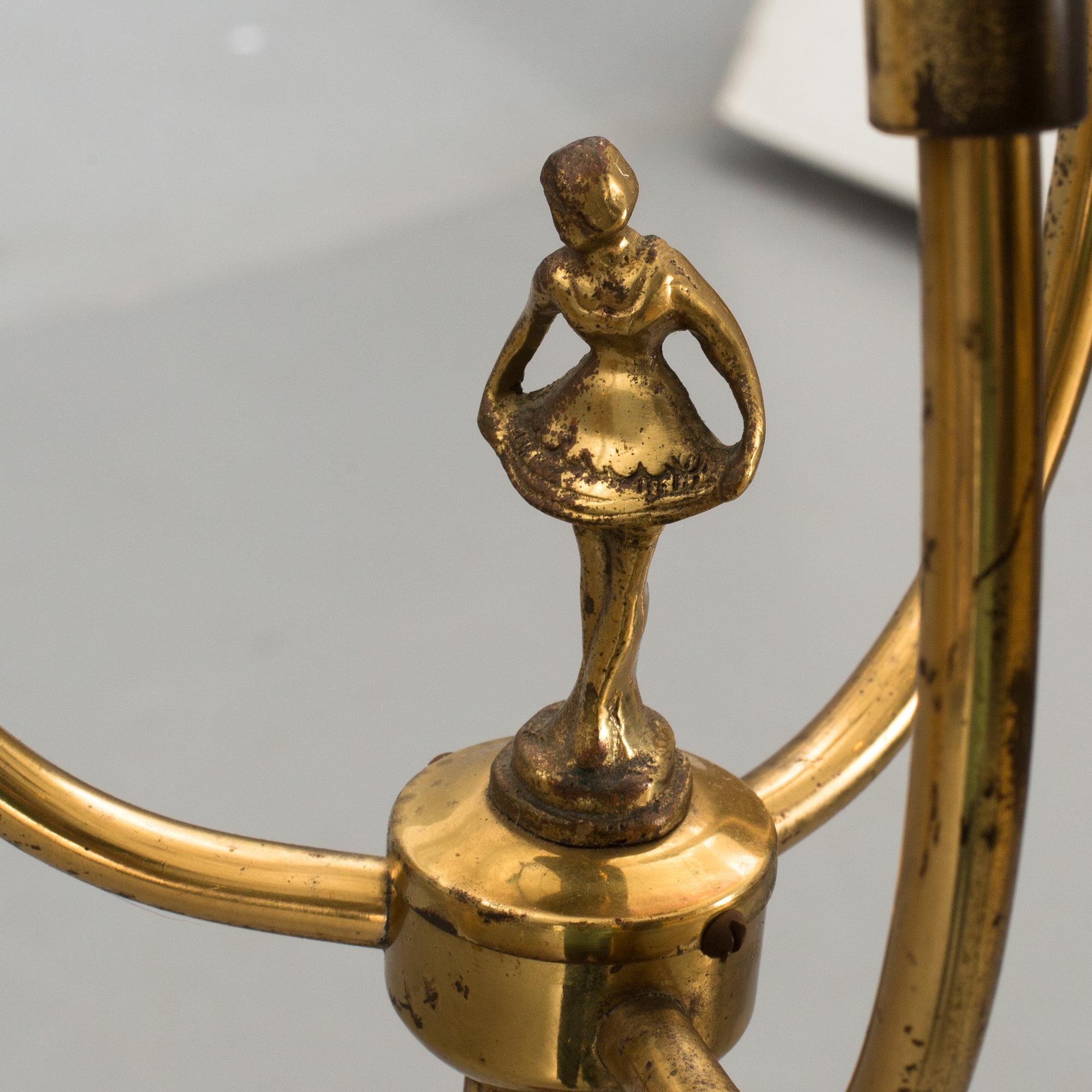 GOLVLAMPA, 1900-talets mitt.