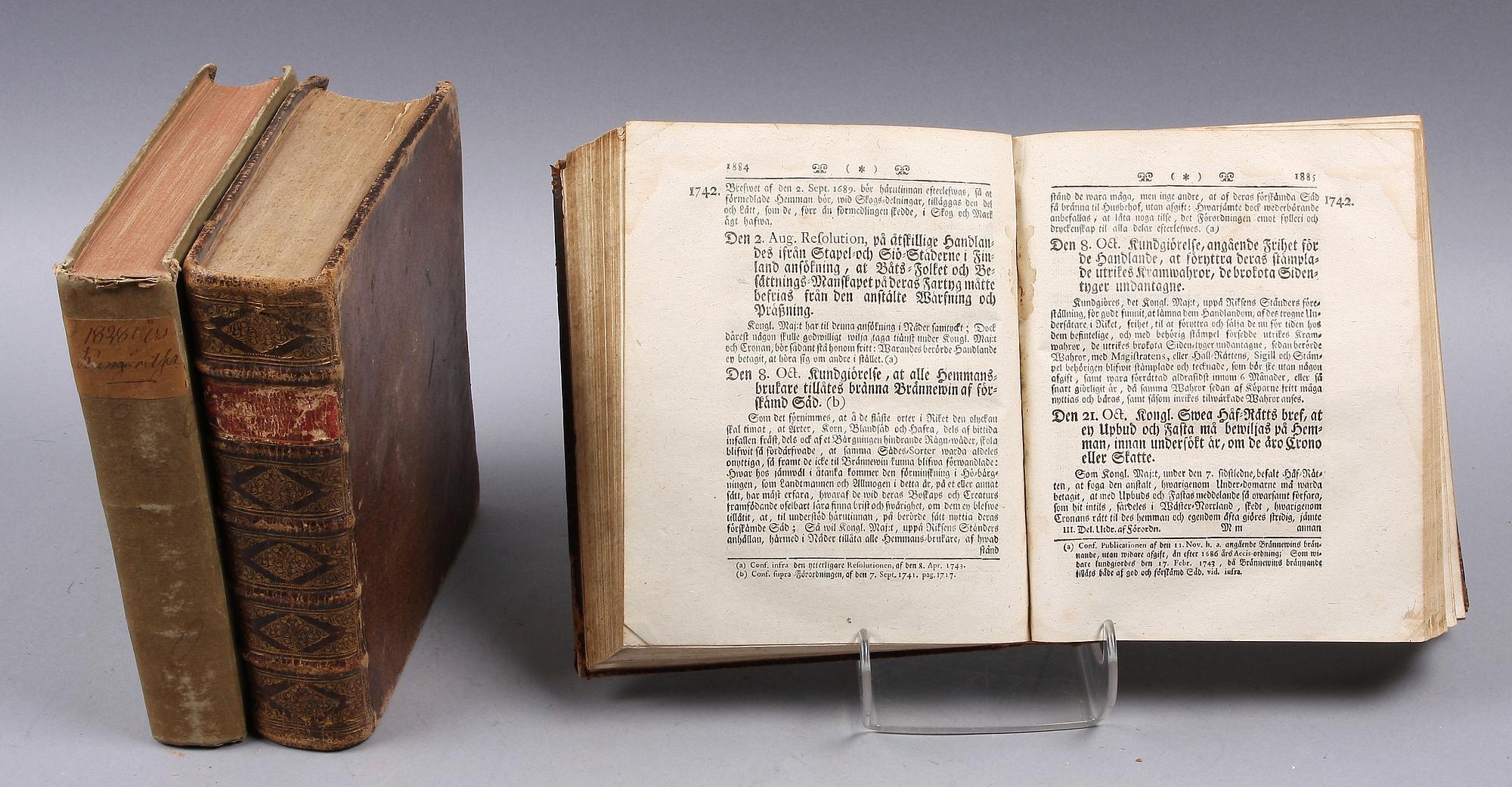 BÖCKER, "PUBLIQUE HANDLINGAR, PLACATER, FÖRORDNINGAR...", 3 st, Sverige, 1700-1800-tal.