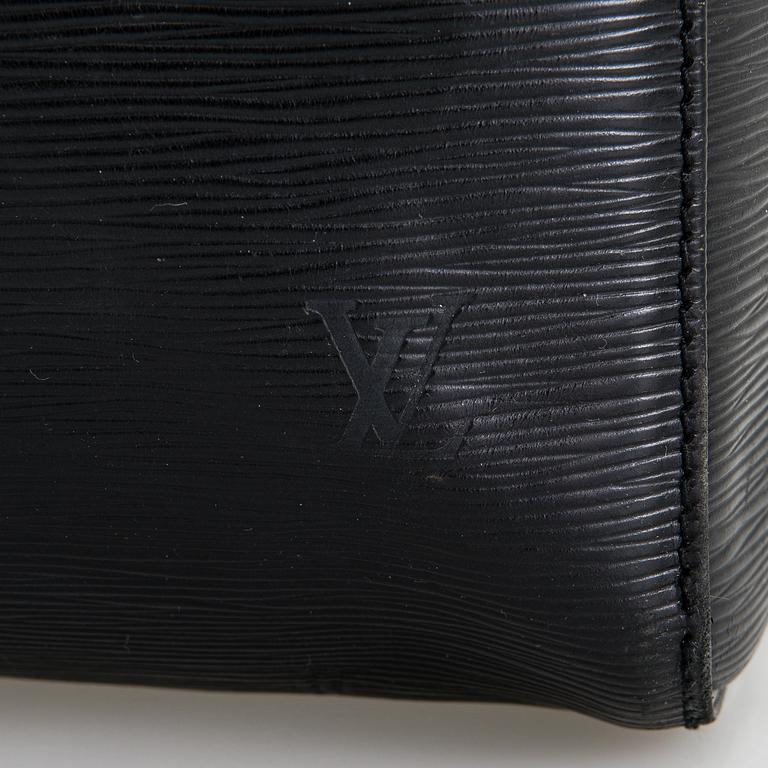 Louis Vuitton, "Keepall Epi 55", väska.