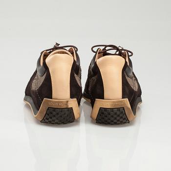 SKOR, Louis Vuitton.
