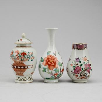 PARTI PORSLIN, 3 delar, Kina, Qing dynastin, 1700 resp 1800-tal.