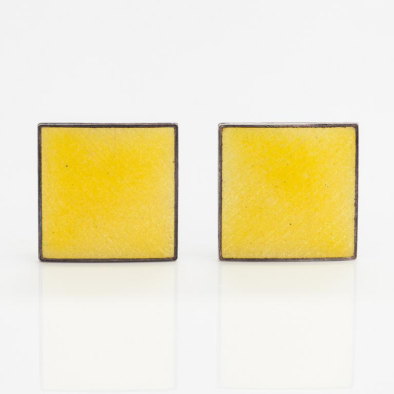 Pekka Piekäinen, A pair of sterling silver earrings with enamel. Auran Kultaseppä, Turku.