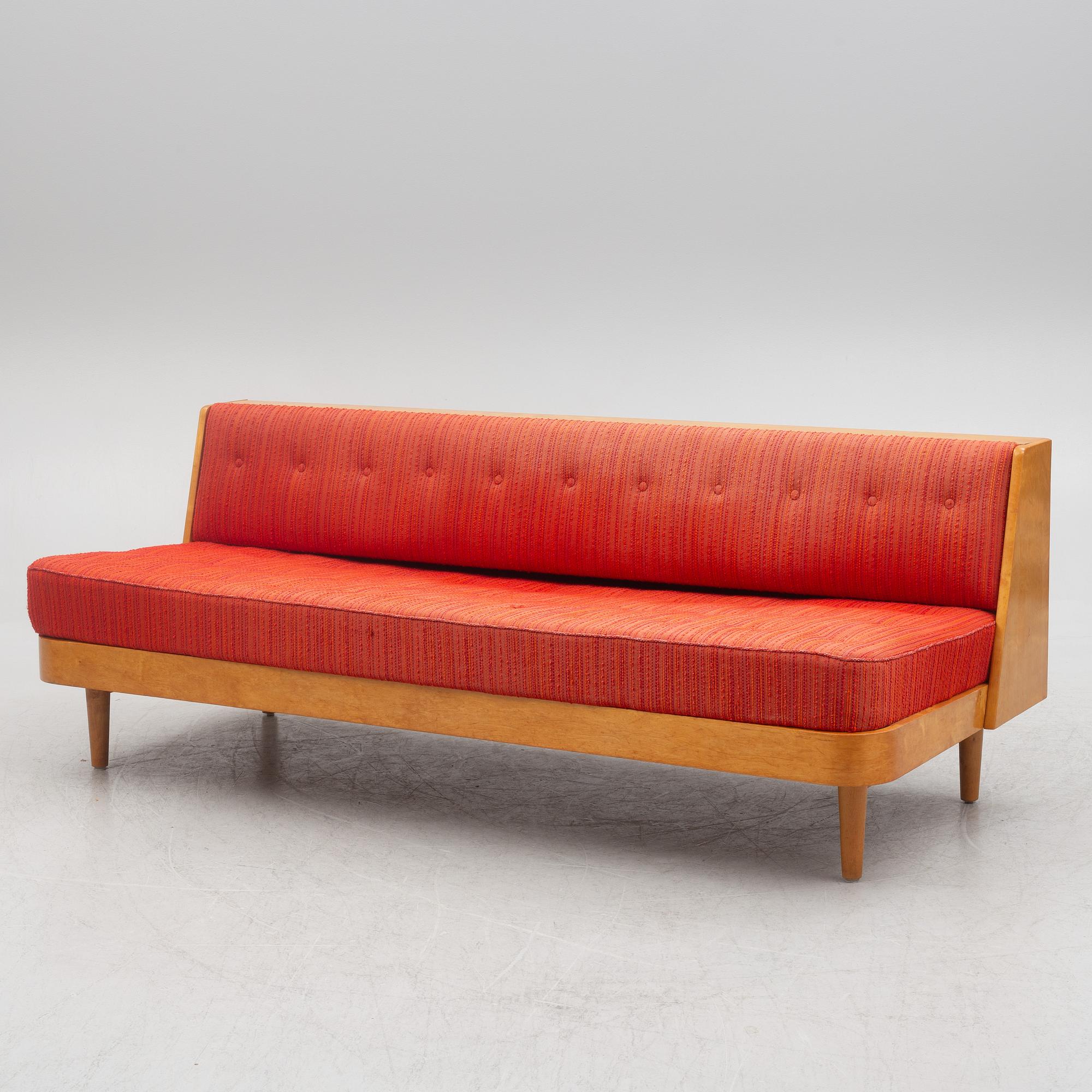 A sofa/daybed, Sweden, mid-20th century.