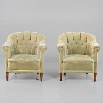 FÅTÖLJER, ett par, 1900-talets andra hälft.