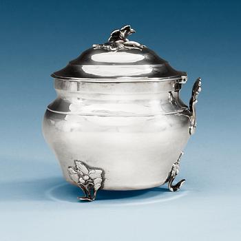 1000. A Swedish 18th century silver mustard-jug, makers mark of Petter Eneroth, Stockholm 1774.