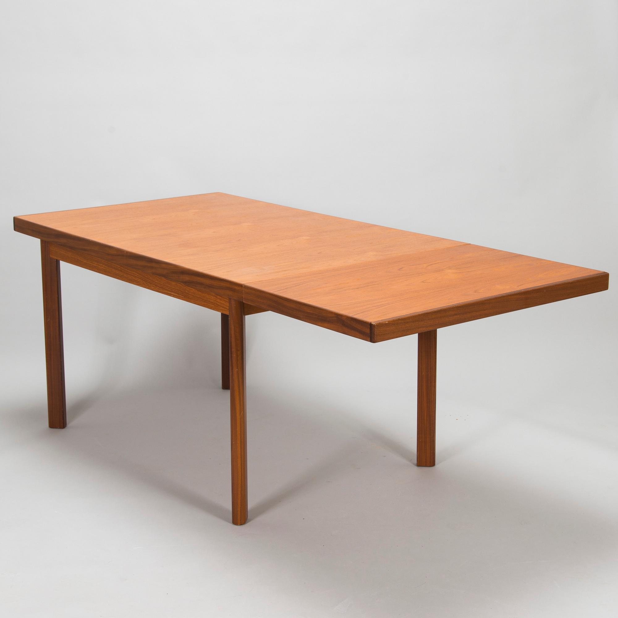 Olof Ottelin, a 1960s 'Sirena' dining table, Oy Stockmann Ab, Keravan puusepäntehdas.