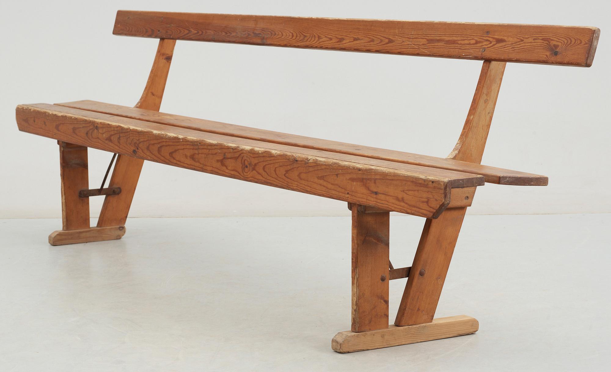 KYRKBÄNK, furu, 1900-talets första hälft.