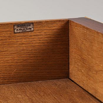 A Régence style, Ormolu - Mounted Bureau Plat, around year 1900.