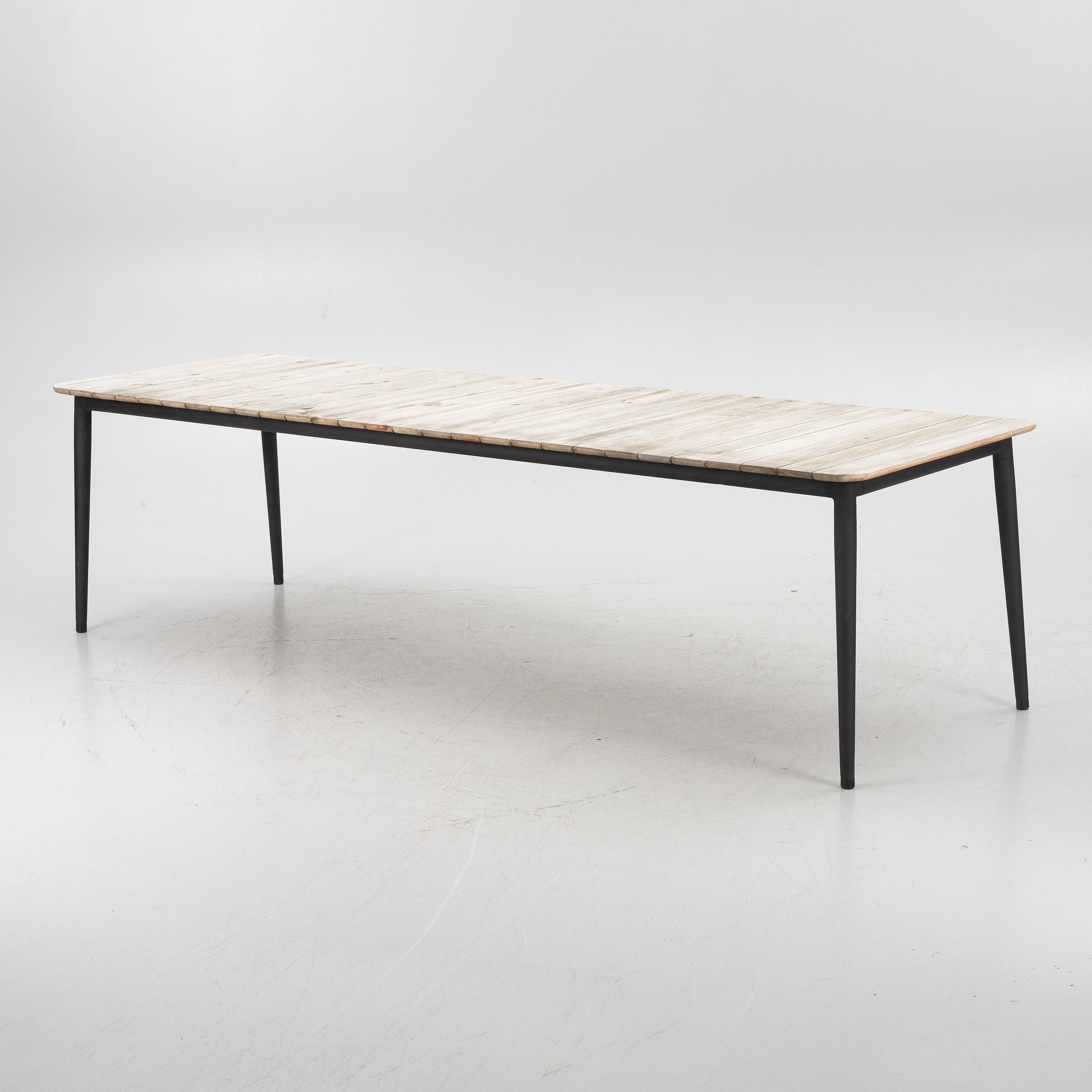 Foersom & Hiort-Lorenzen MDD, 'Core', garden table, Cane-line.