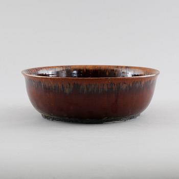 Eleven pieces of stoneware from the 1970s, designed by Carl-Harry Stålhane for Designhuset.