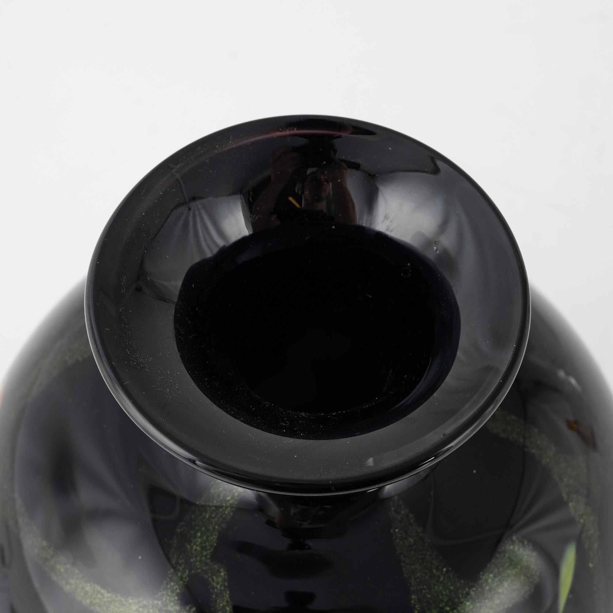 Glasföremål, 4 st, bl.a. Martti Rytkönen och Kjell Engman, Orrefors samt Kosta Boda.