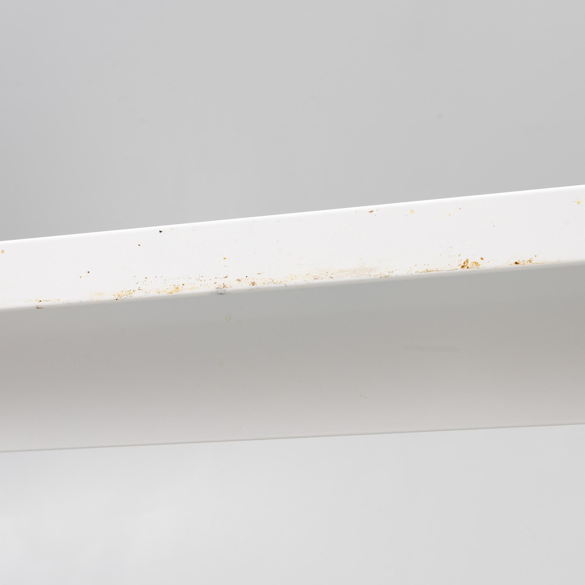 Bord, Tolix, 2000-tal.