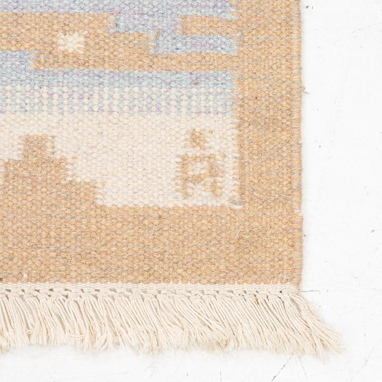 Anna-Johanna Ångström, rug, rölakan technique, signed Å, approx. 195 x 138 cm.