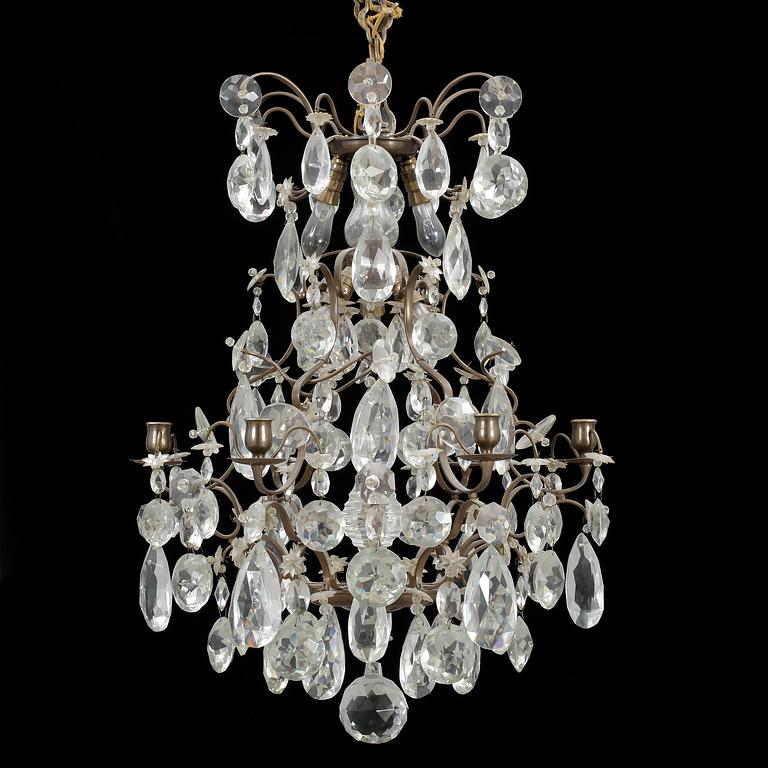 LJUSKRONA, Rokokostil, 1900-talets andra hälft. Höjd ca 69 cm.