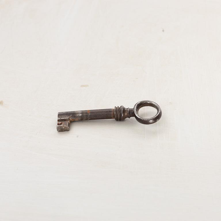 Skåp, gustaviansk stil, 1900-tal.