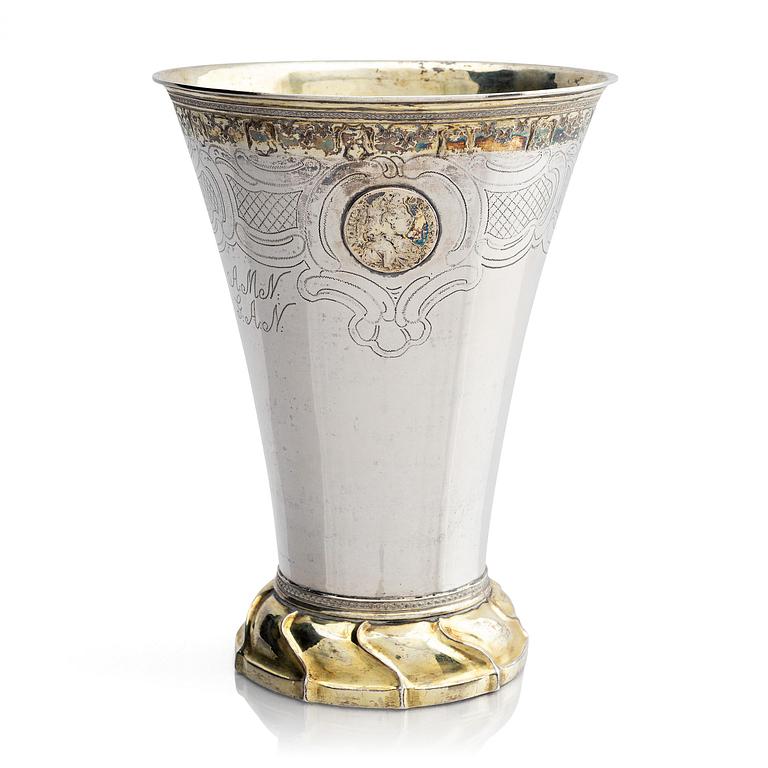 Simson Ryberg, bägare, delvis förgyllt silver, Stockholm 1779. Gustaviansk.