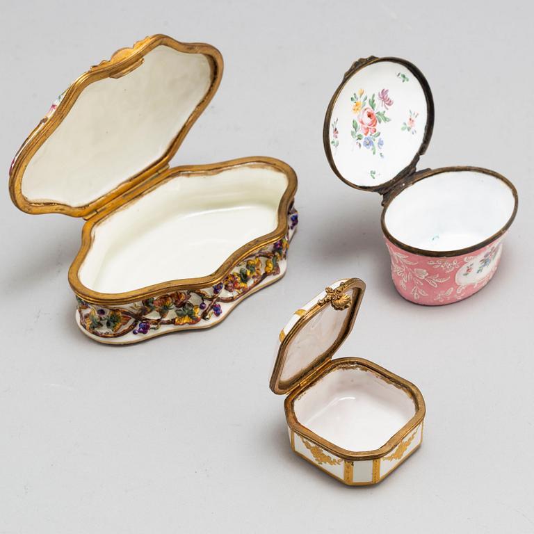 DOSOR, 3 st, tidigt 1900-tal.