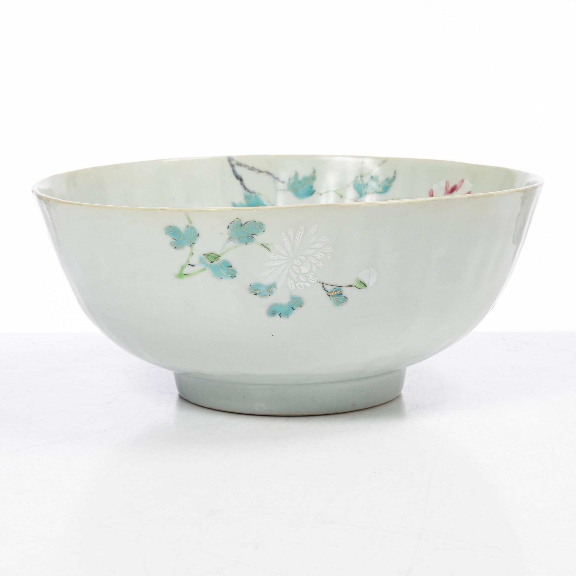 Skål samt tallrikar, ett par, porslin, Kina, Yongcheng (1723-35).