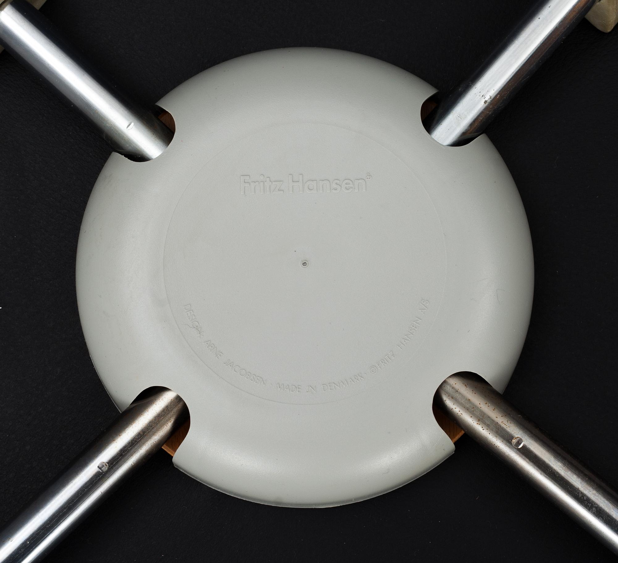 STOLAR, 6 st, "Sjuan", Arne Jacobsen, Fritz Hansen.