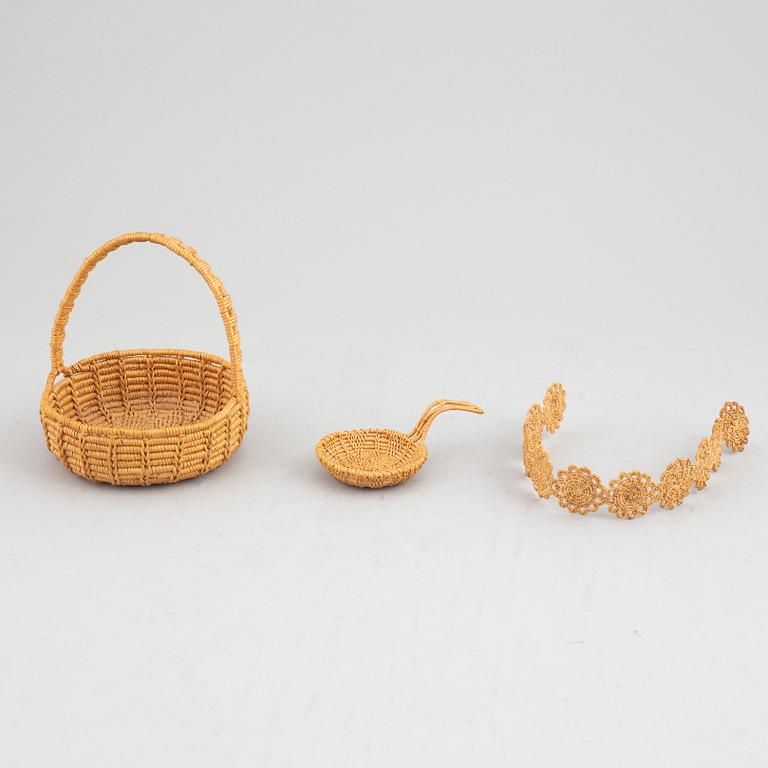 Three Sami root items.