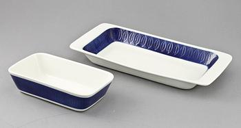 SERVISDELAR, 56 delar, "Koka Blå", Hertha Bengtsson, Rörstrand, 1900-talets andra hälft.