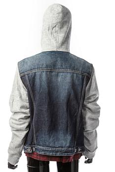 JACKA, Dsquared.