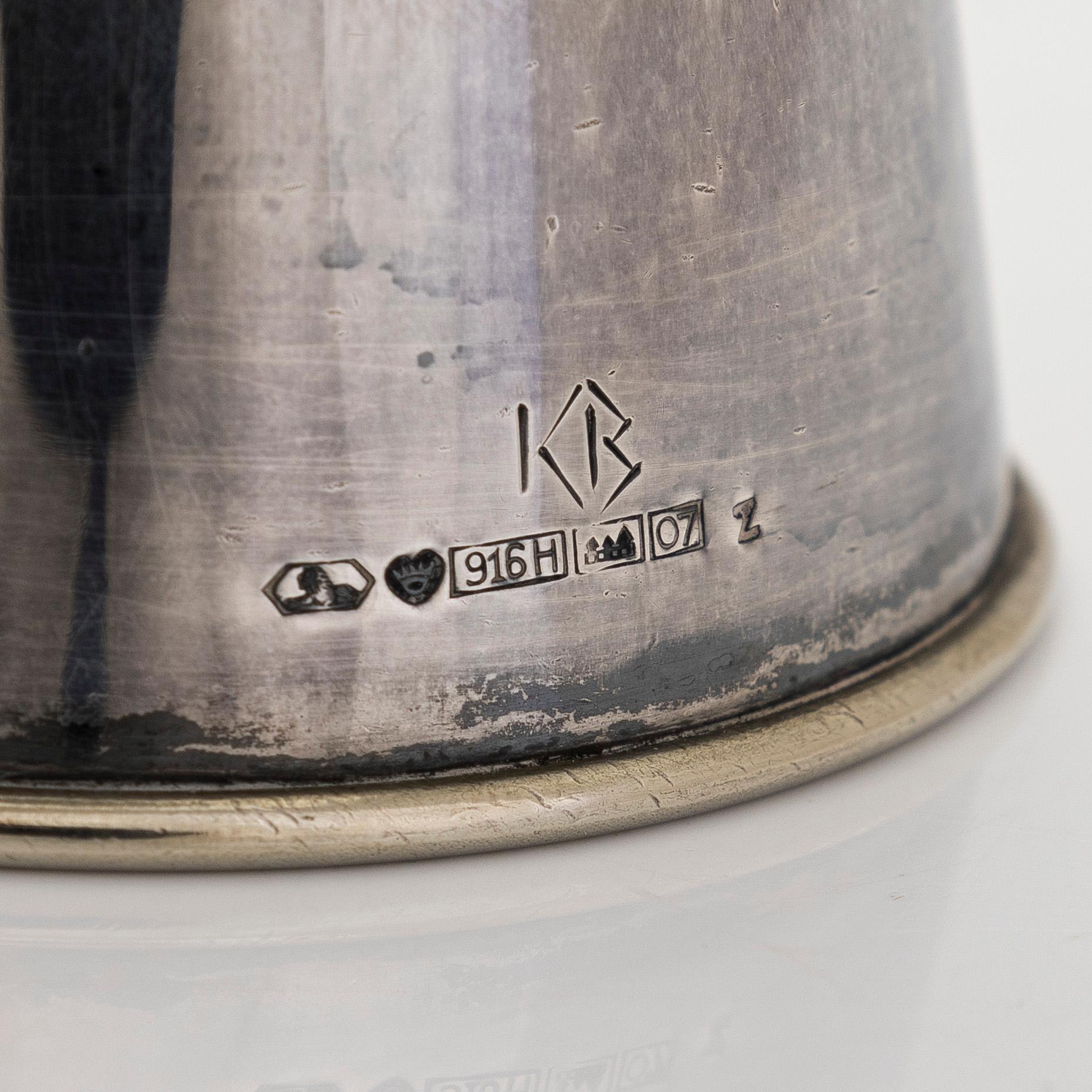 Kaj Blomqvist, kynttilänjalkapari, hopeaa, signeerattu KB. Kultakeskus Tavastehus 1966-67.