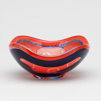 A Sven Palmqvist ravenna glass bowl, Orrefors 1970.