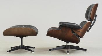 CHARLES & RAY EAMES, "Lounge Chair and ottoman", Herman Miller, USA.