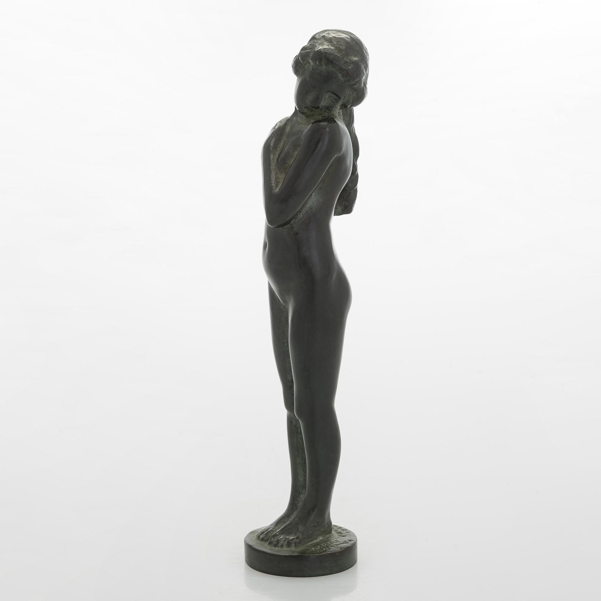 Aarre Aaltonen, Standing woman.