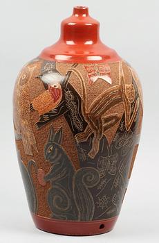 VAS/BORDSLAMPFOT, lergods, Nicaraqua, sign. Norwin Bracamonte Pavon.