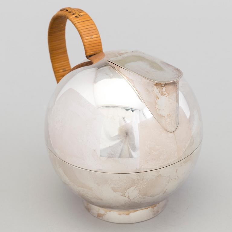 A jug designed by Sylvia Stave for C.G. Hallberg, 1930's.