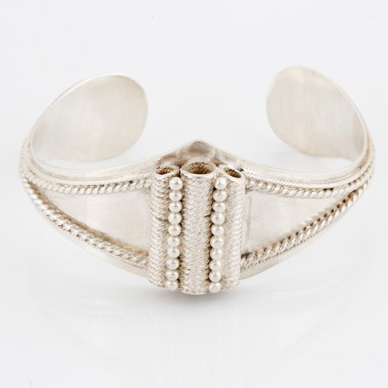 ROSA TAIKON, armring, sterlingsilver.