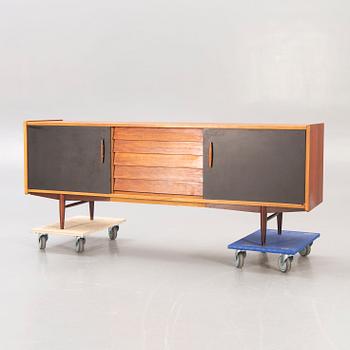 Nils Jonsson sideboard Trio Troeds Bjärnum möbler 1960-tal.